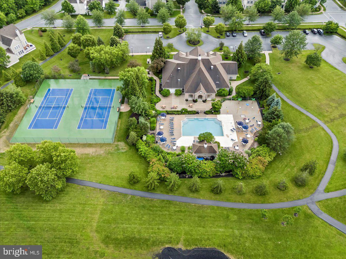 WINDSOR RIDGE - Residential