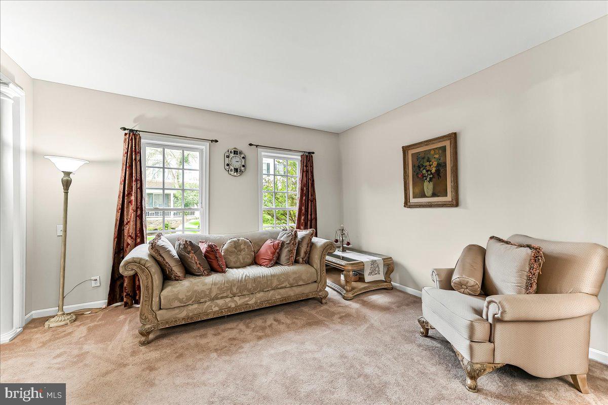 WINDSOR RIDGE - Residential