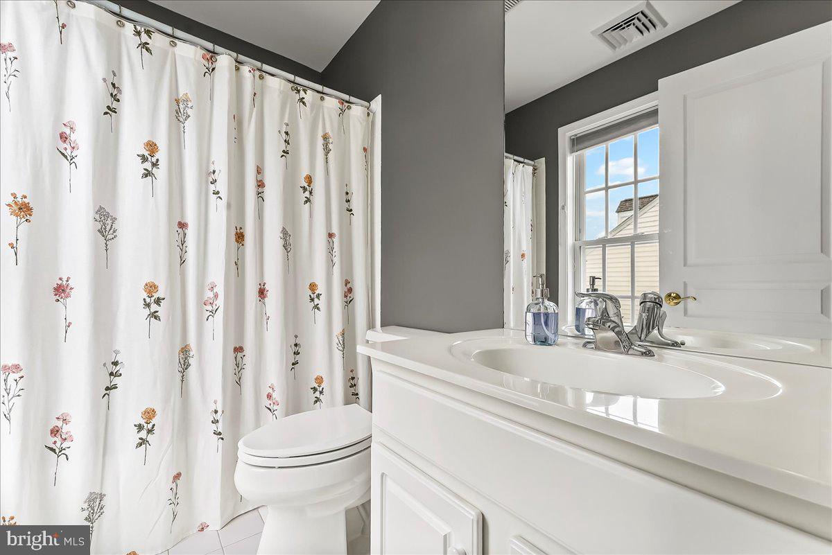 WINDSOR RIDGE - Residential