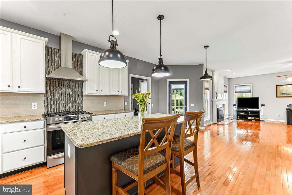 WINDSOR RIDGE - Residential