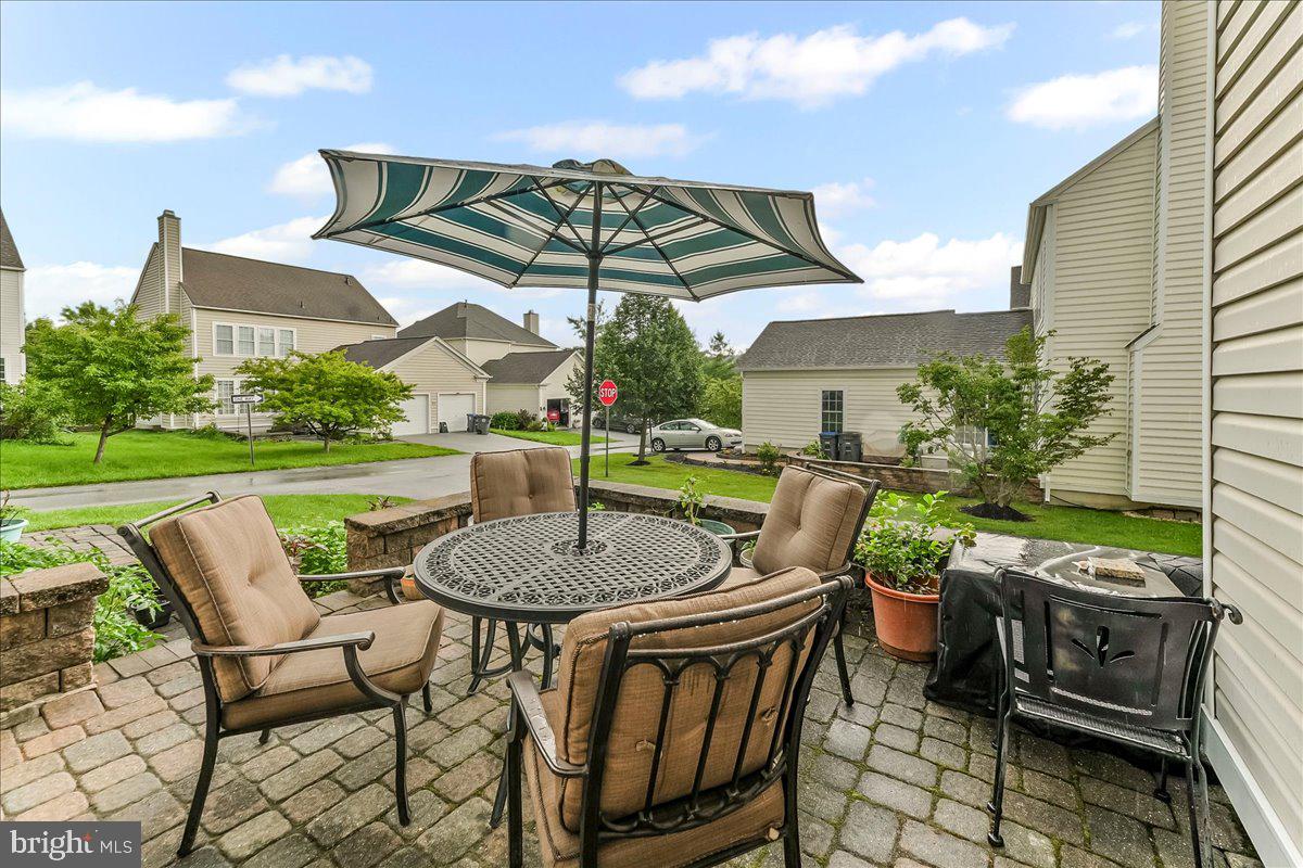 WINDSOR RIDGE - Residential