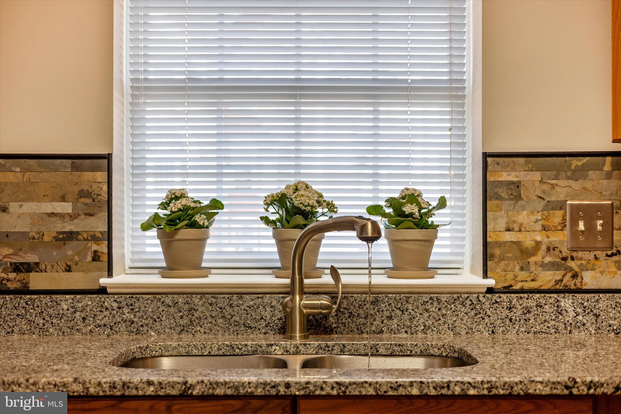 ECHO GLEN - Residential