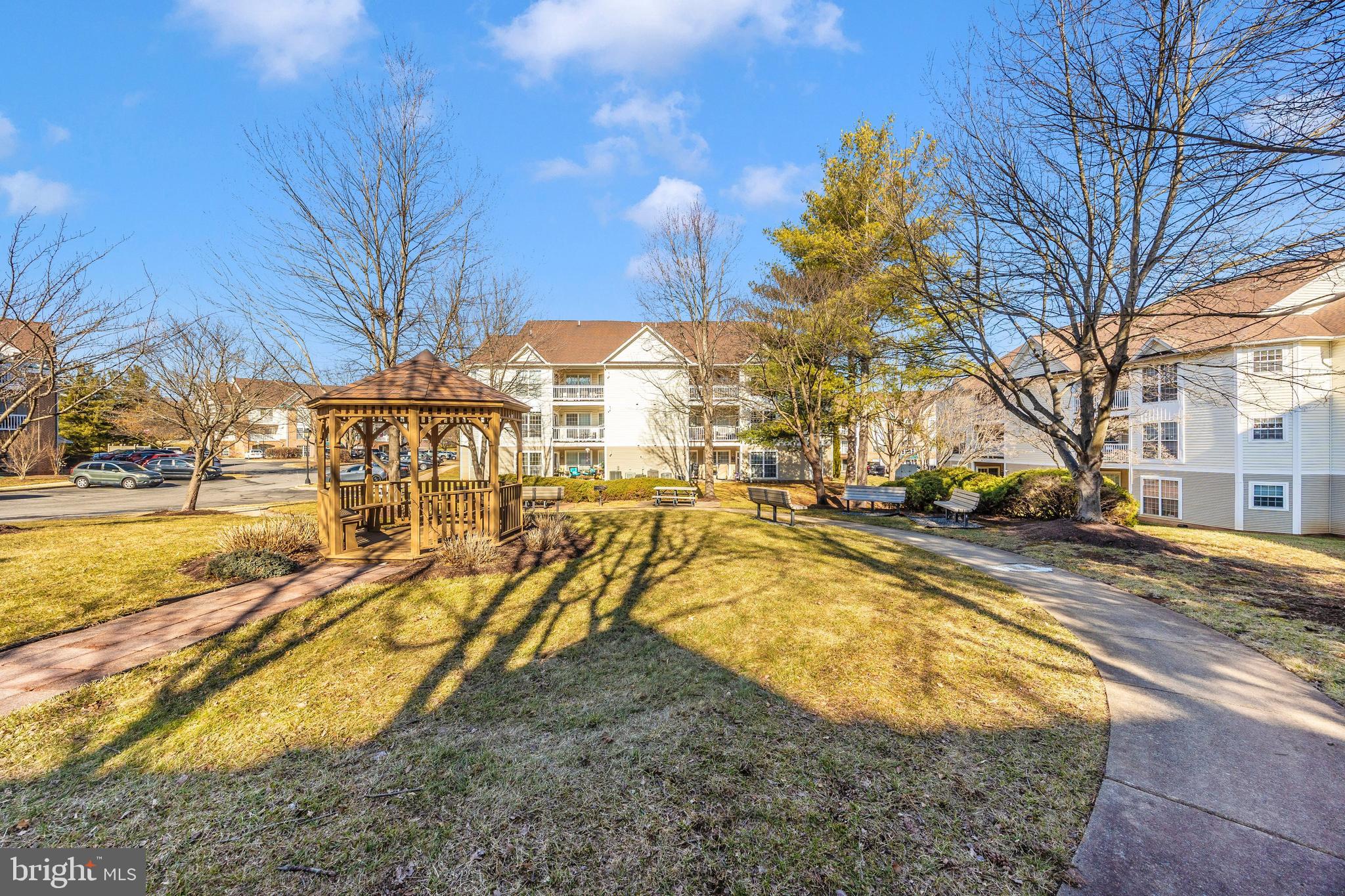 ECHO GLEN - Residential