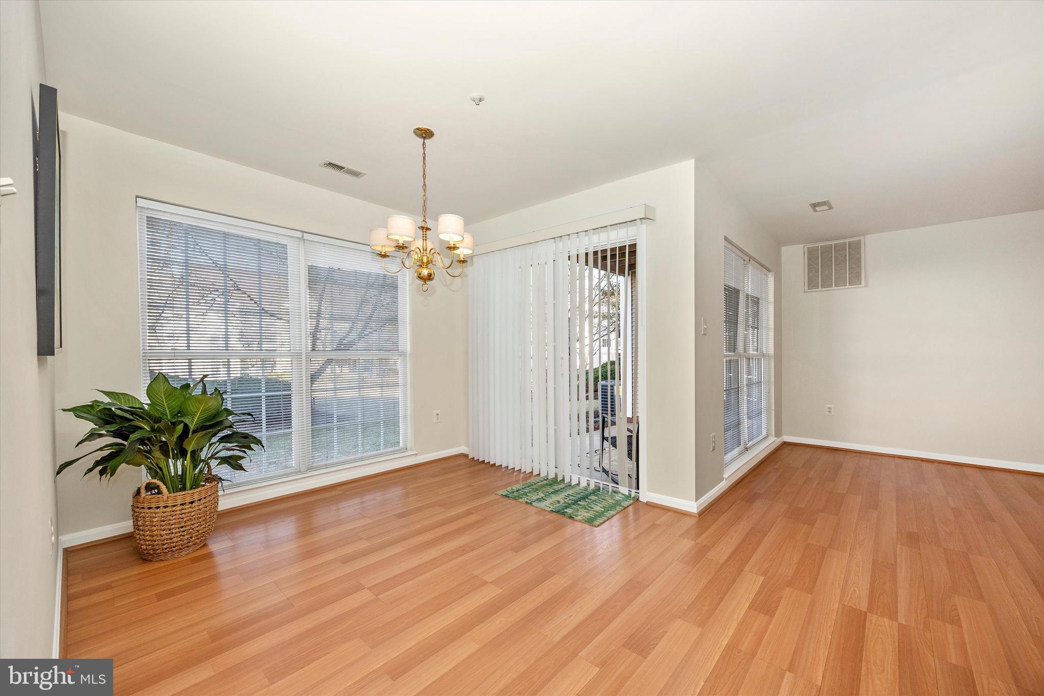 ECHO GLEN - Residential