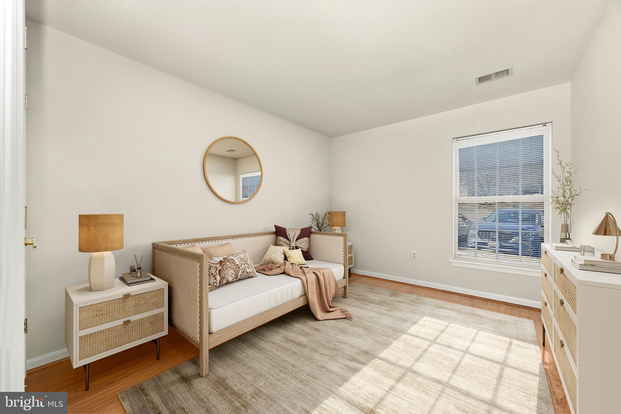 ECHO GLEN - Residential