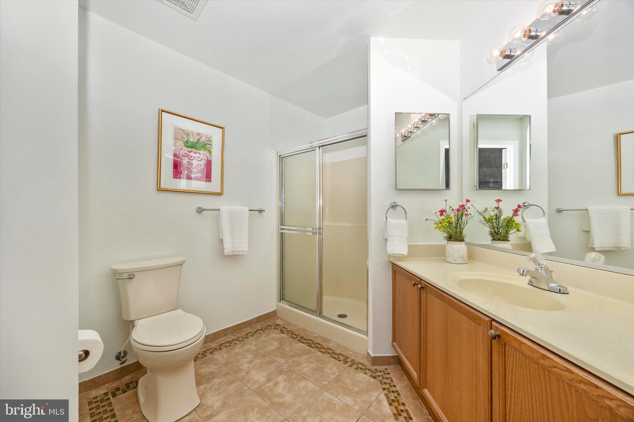 ECHO GLEN - Residential