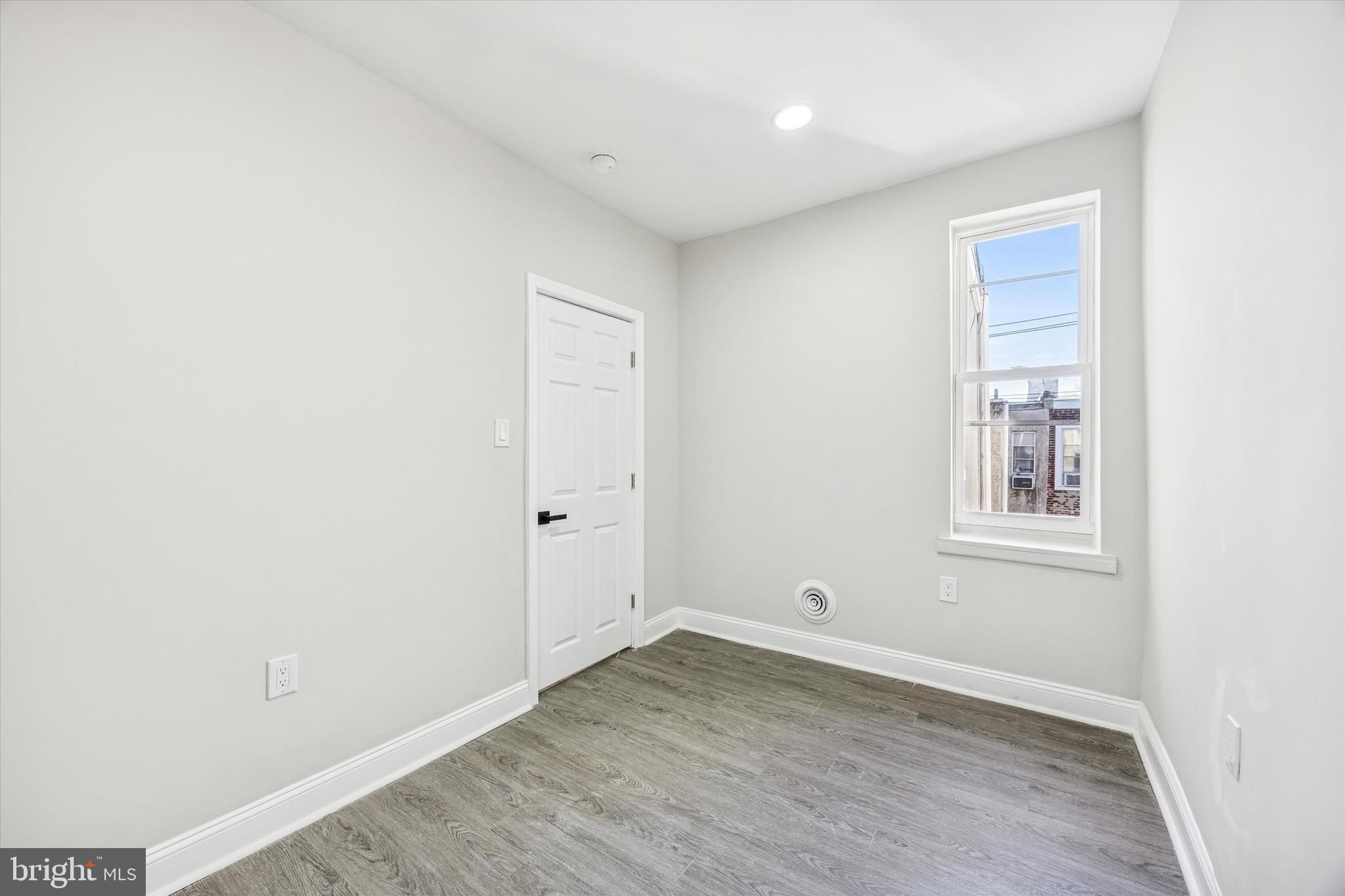 PHILADELPHIA (NORTH) - Residential