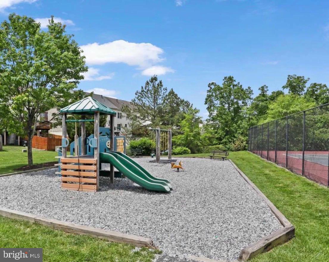 TOWNES AT COMPTON FARM - Residential