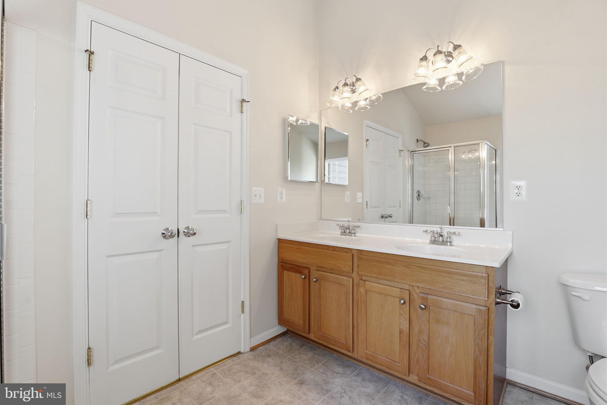 TOWNES AT COMPTON FARM - Residential