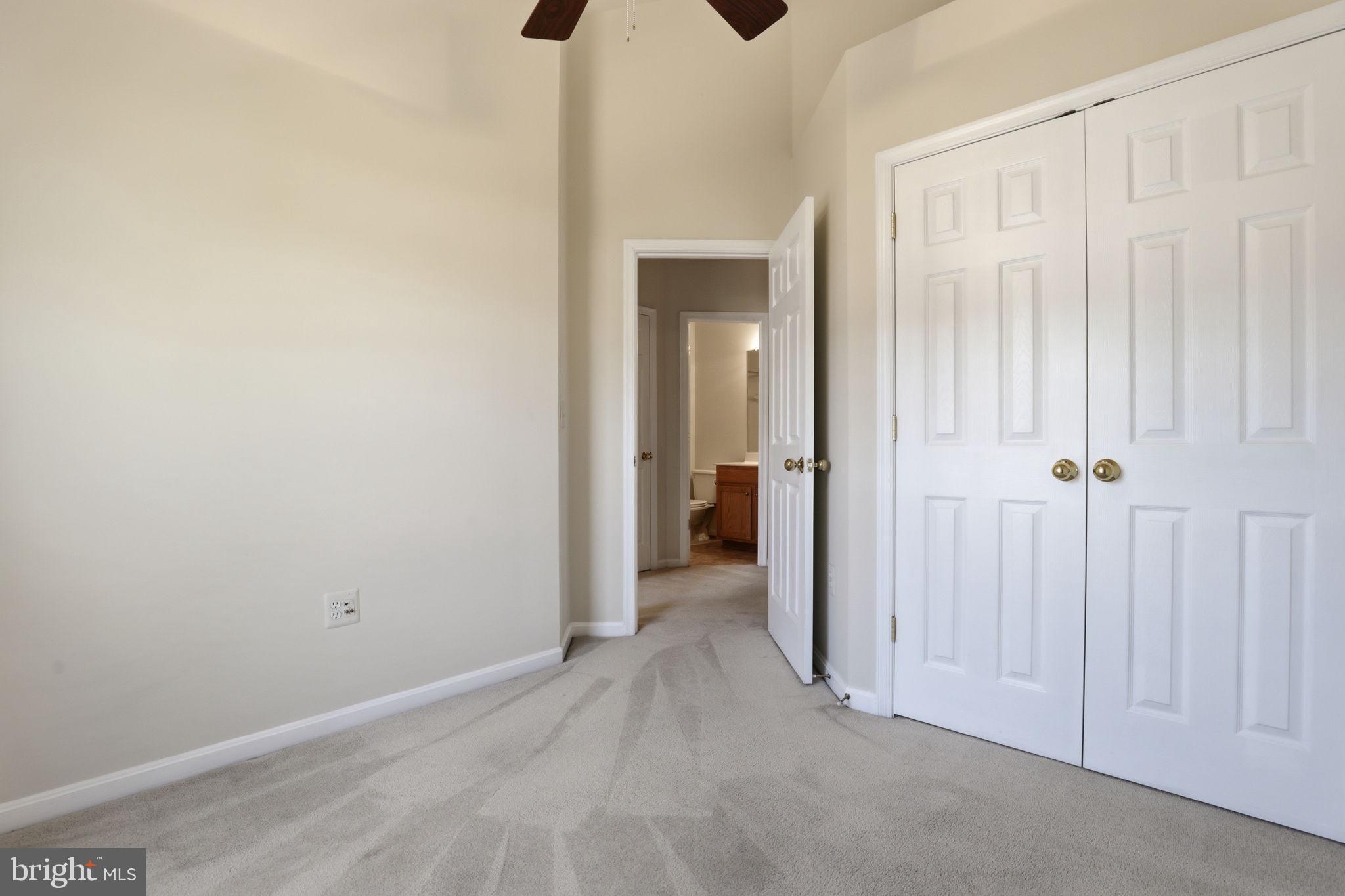 TOWNES AT COMPTON FARM - Residential