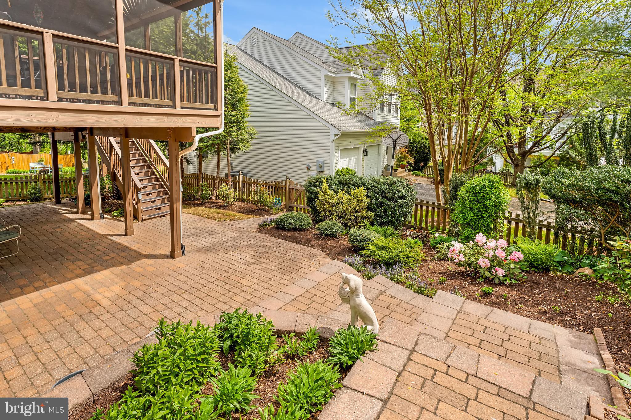 SOUTHLAKE AT MONTCLAIR - Residential