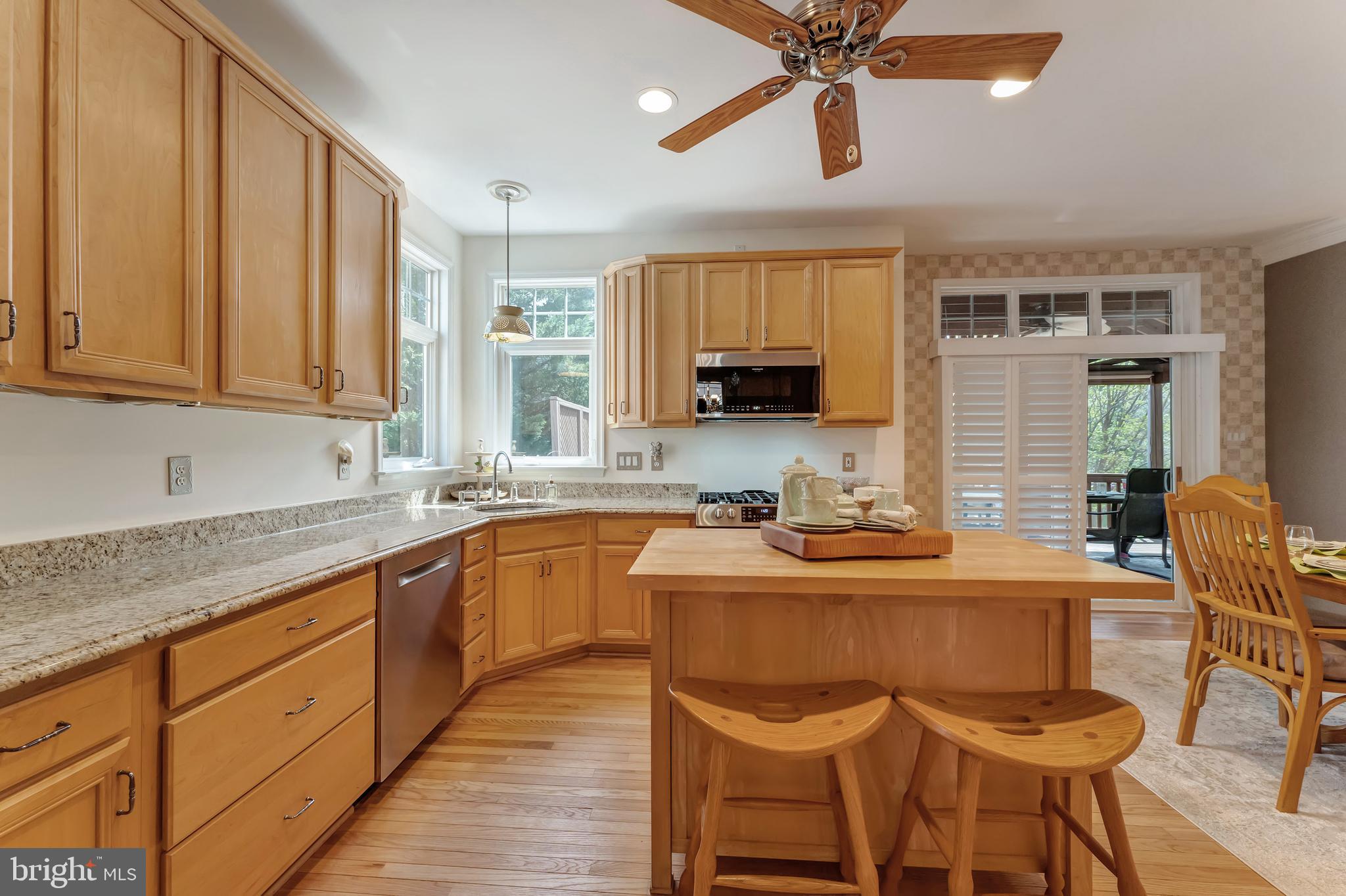 SOUTHLAKE AT MONTCLAIR - Residential