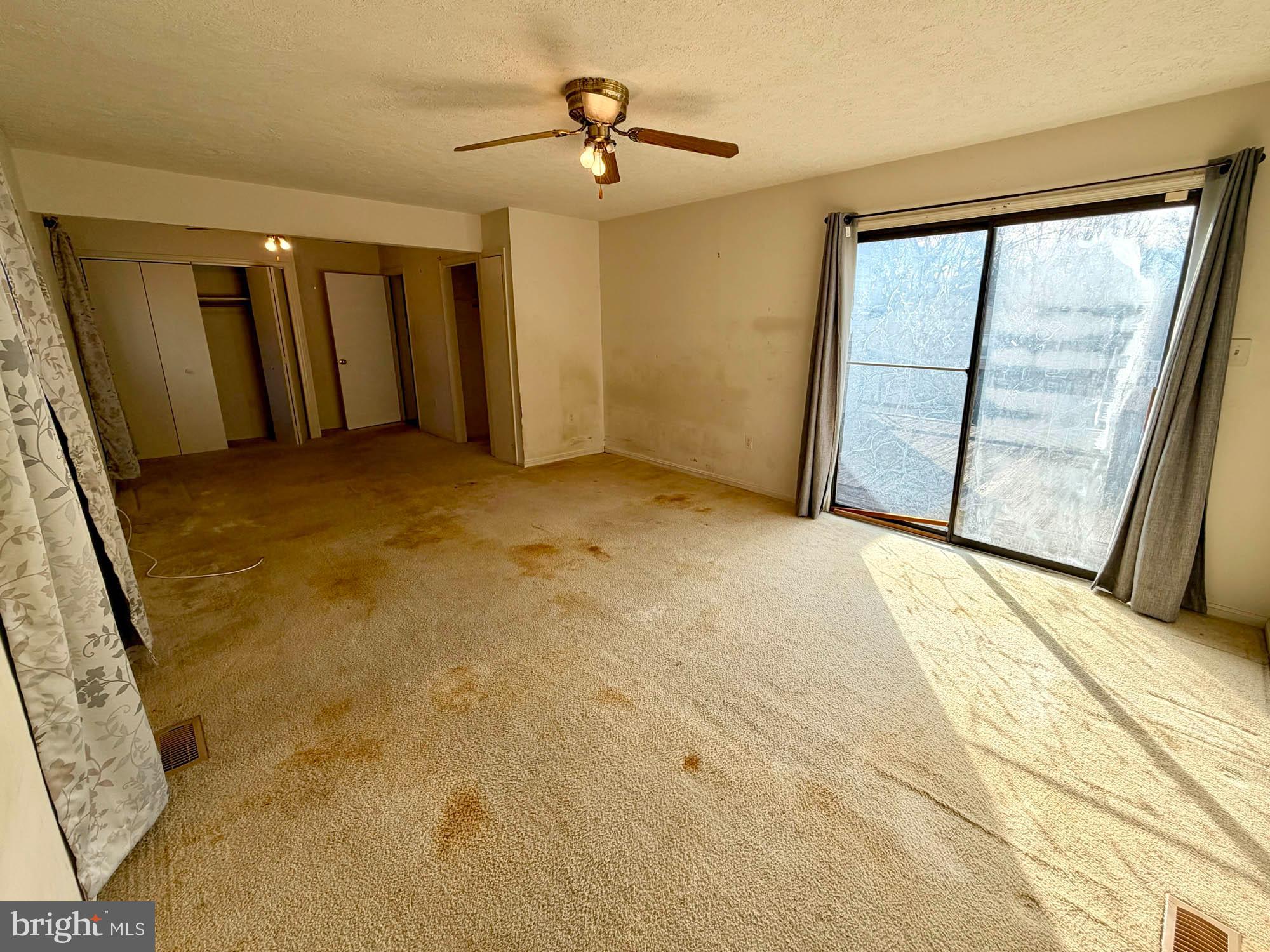 ROLLING ACRES - Residential