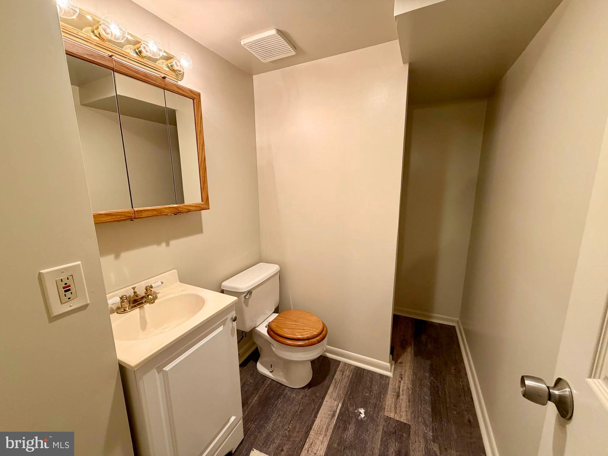 ROLLING ACRES - Residential