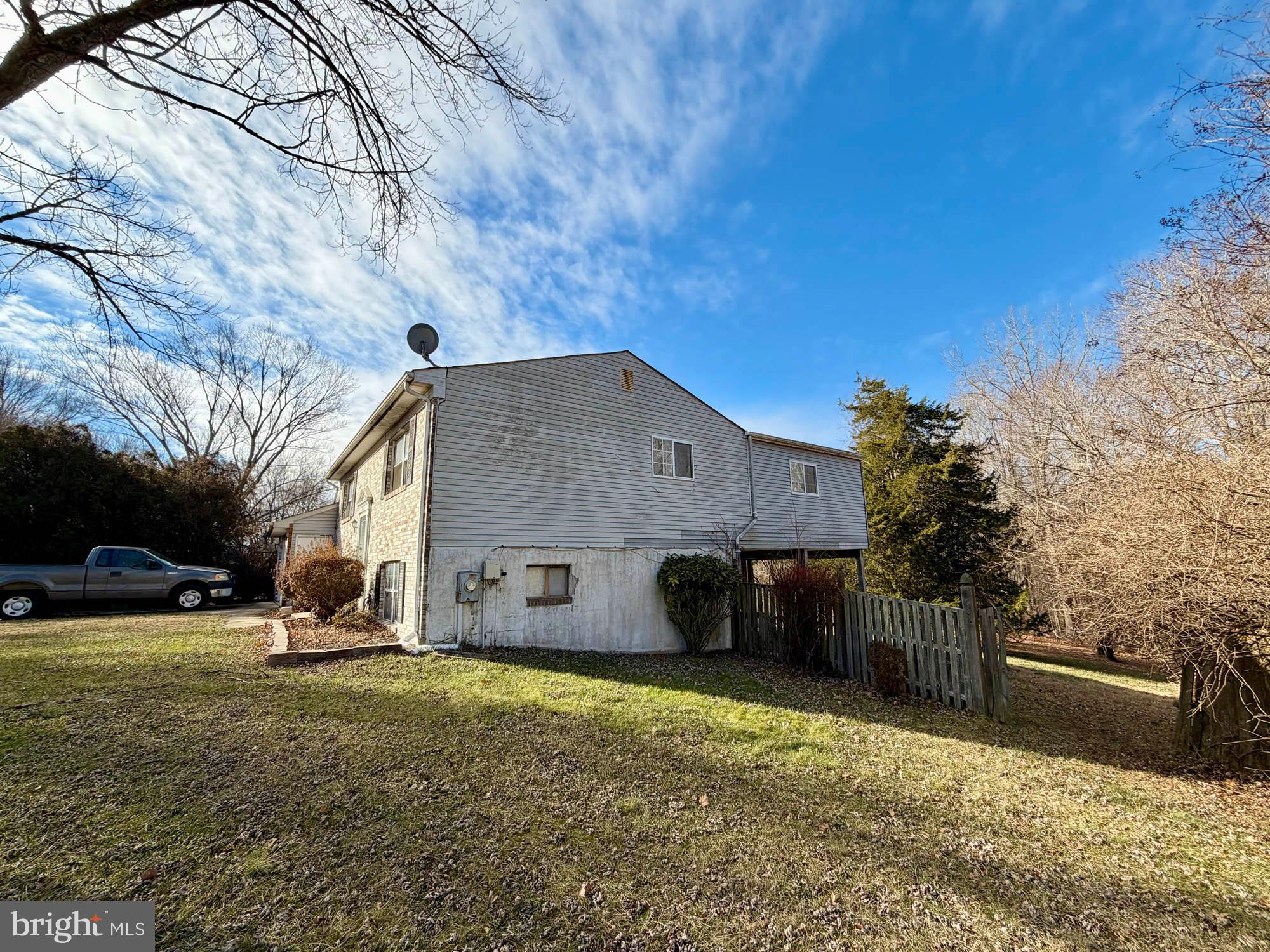 ROLLING ACRES - Residential