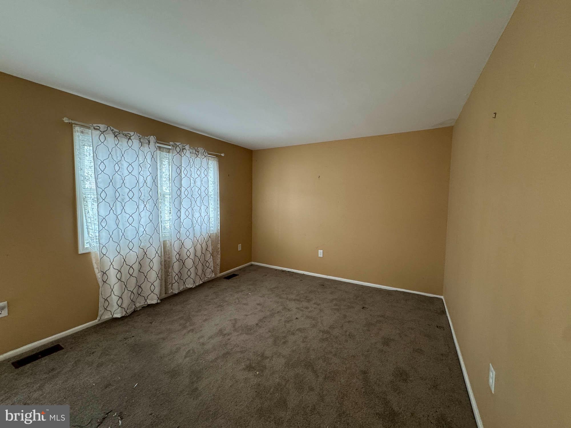 10201 LE FEVRE DRIVE