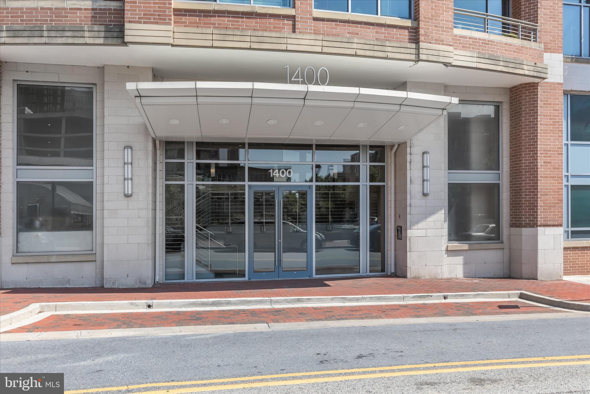 HARBOR EAST - Residential