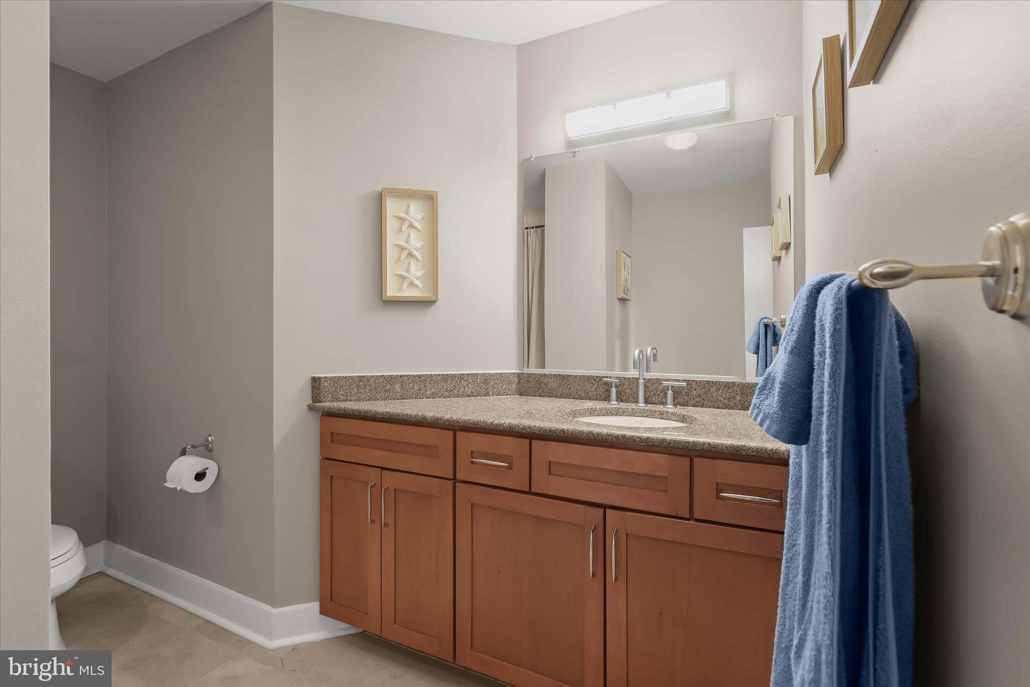 HARBOR EAST - Residential