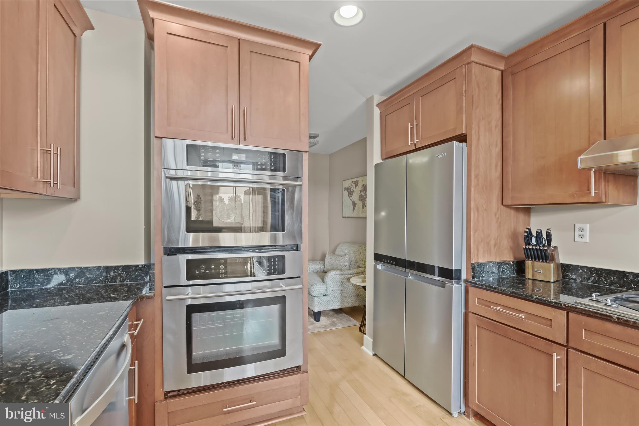 HARBOR EAST - Residential