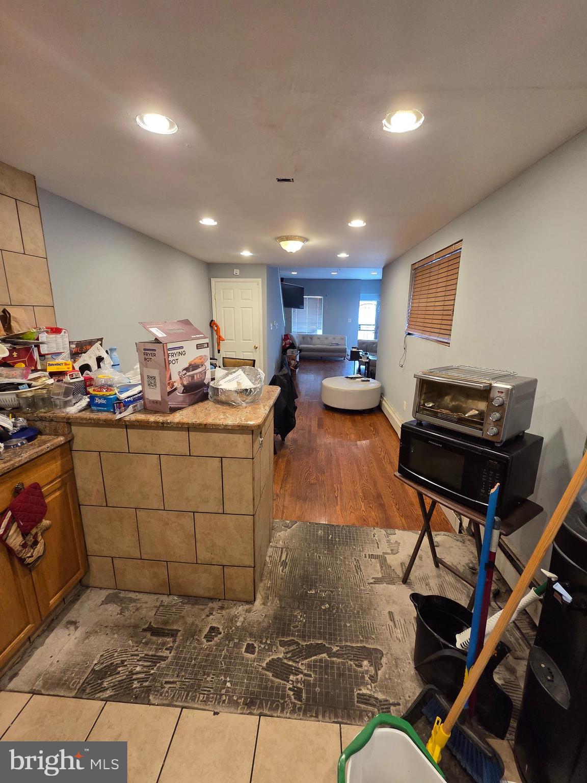 WEST PHILADELPHIA - Residential