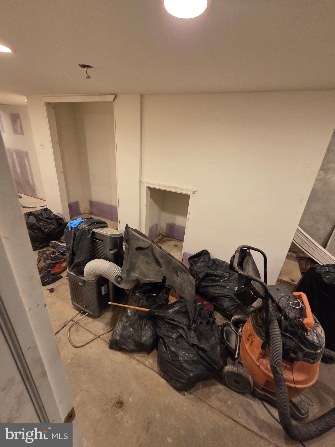 WEST PHILADELPHIA - Residential