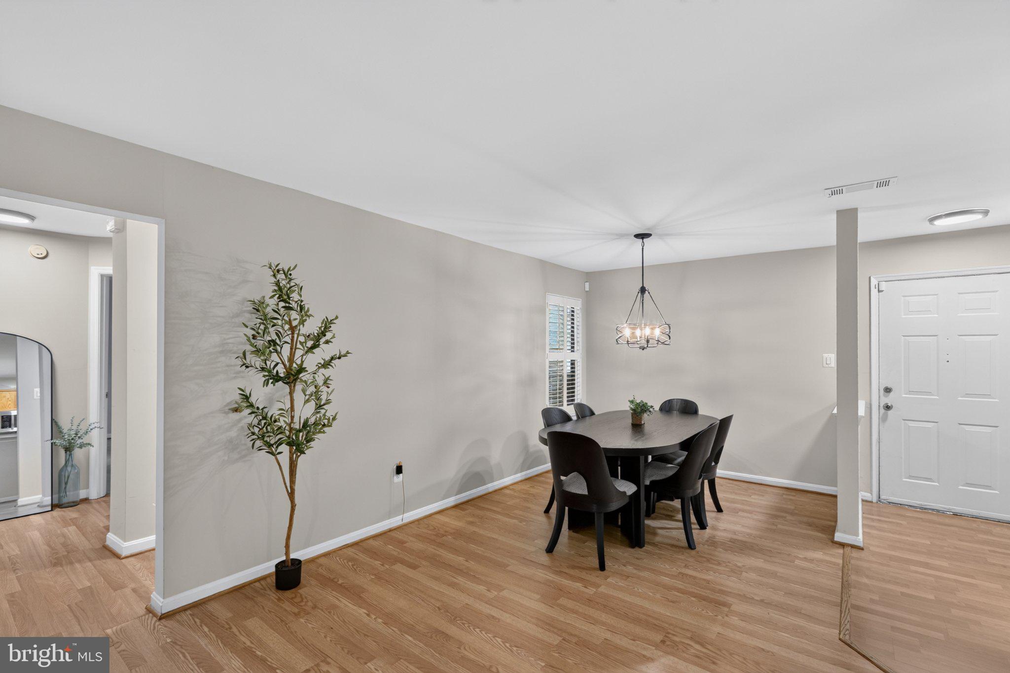 10925 POSTERN COURT
