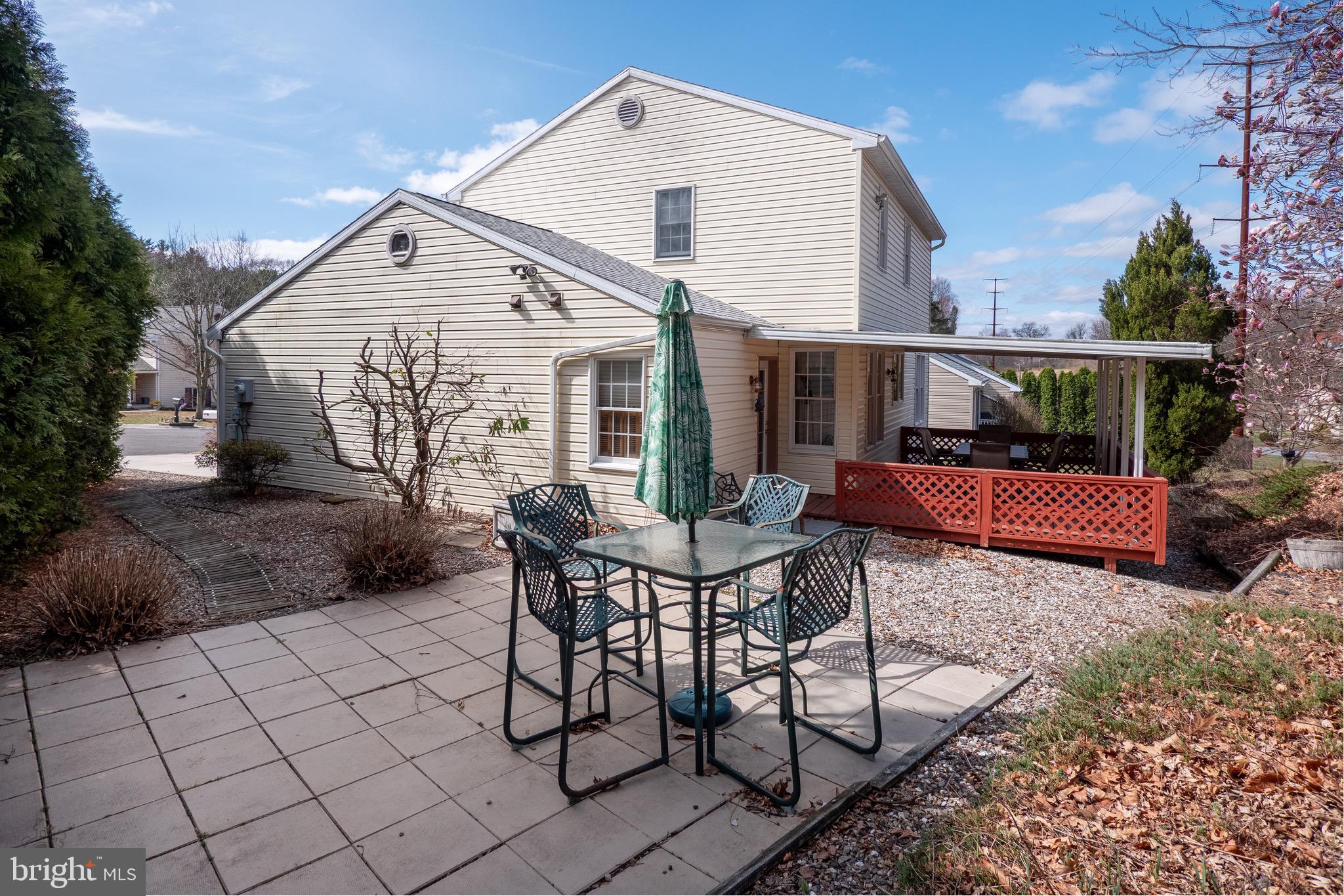 YORKTOWNE - Residential