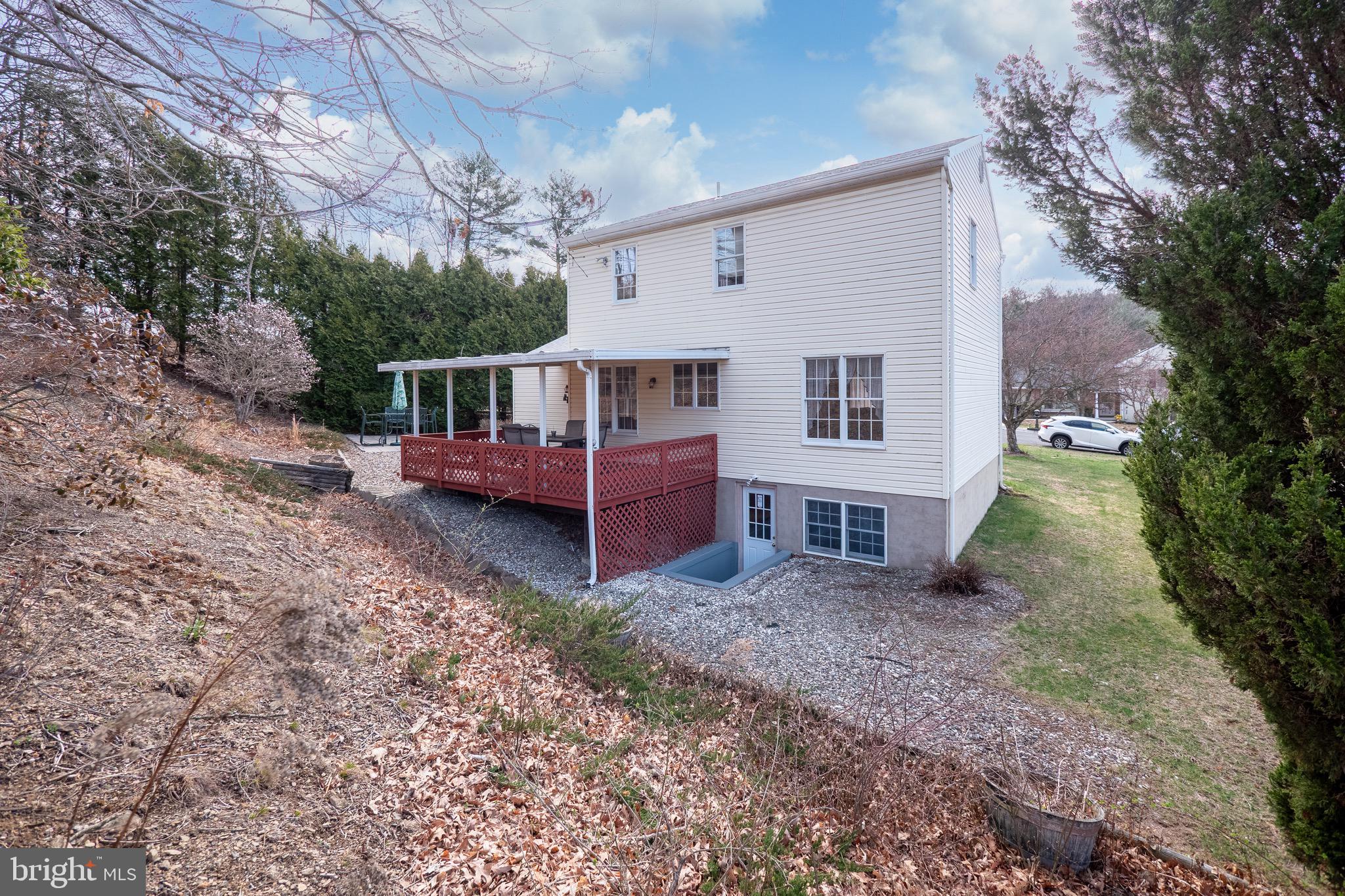 YORKTOWNE - Residential