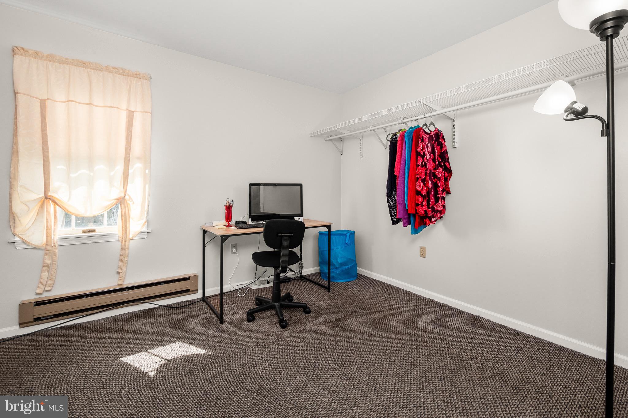 YORKTOWNE - Residential