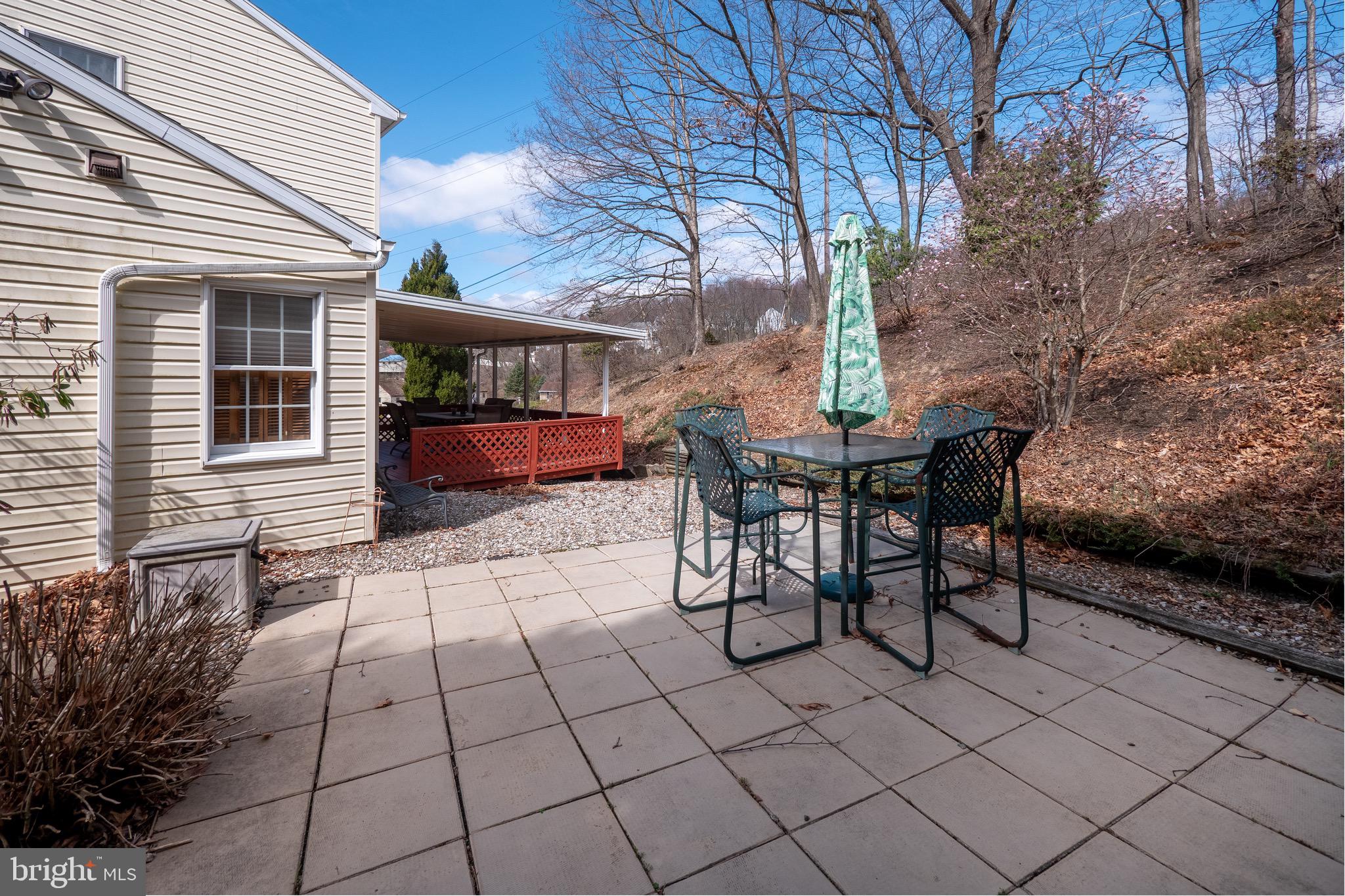 YORKTOWNE - Residential