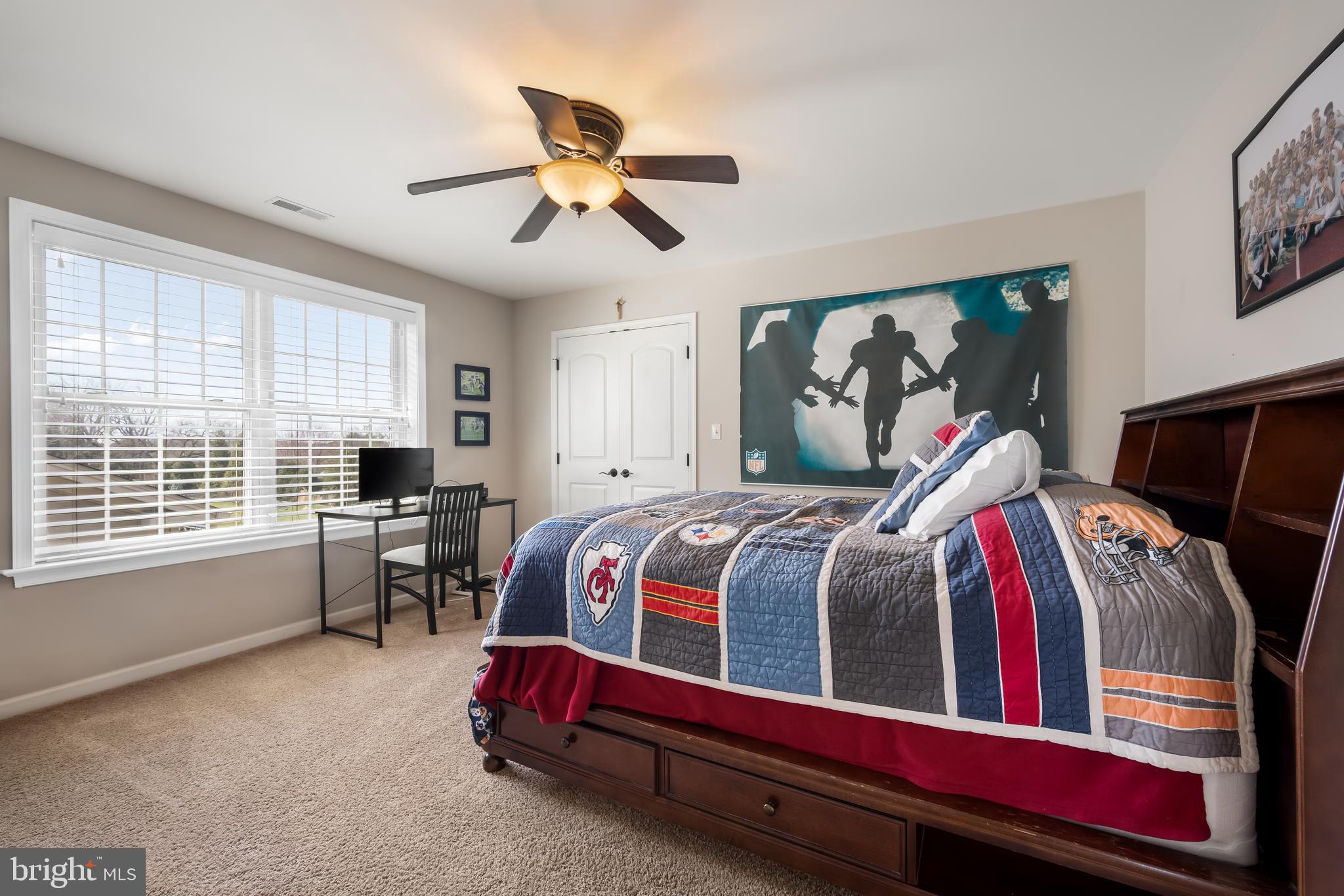 SUNSET RIDGE - Residential