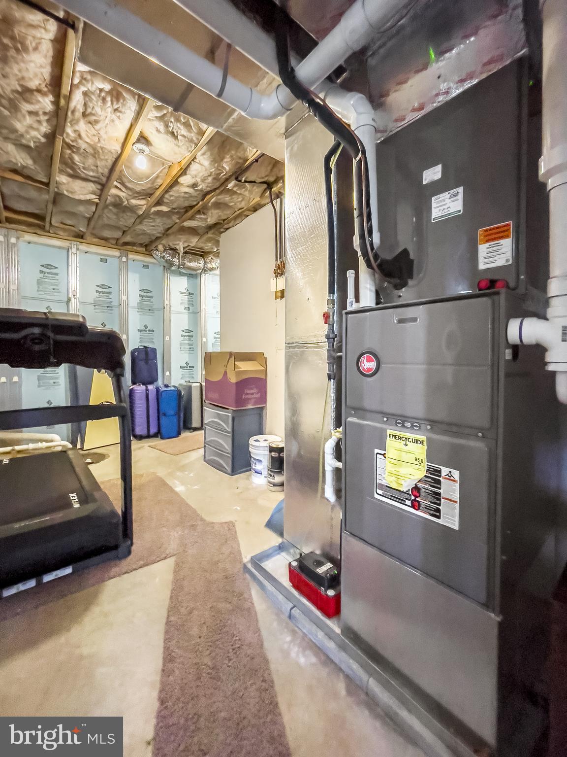 SUNSET RIDGE - Residential