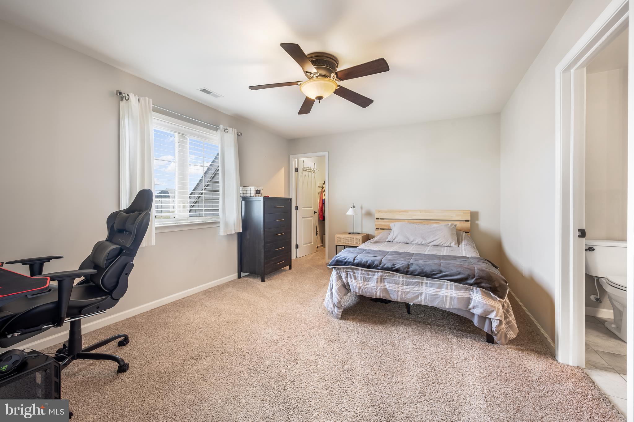 SUNSET RIDGE - Residential