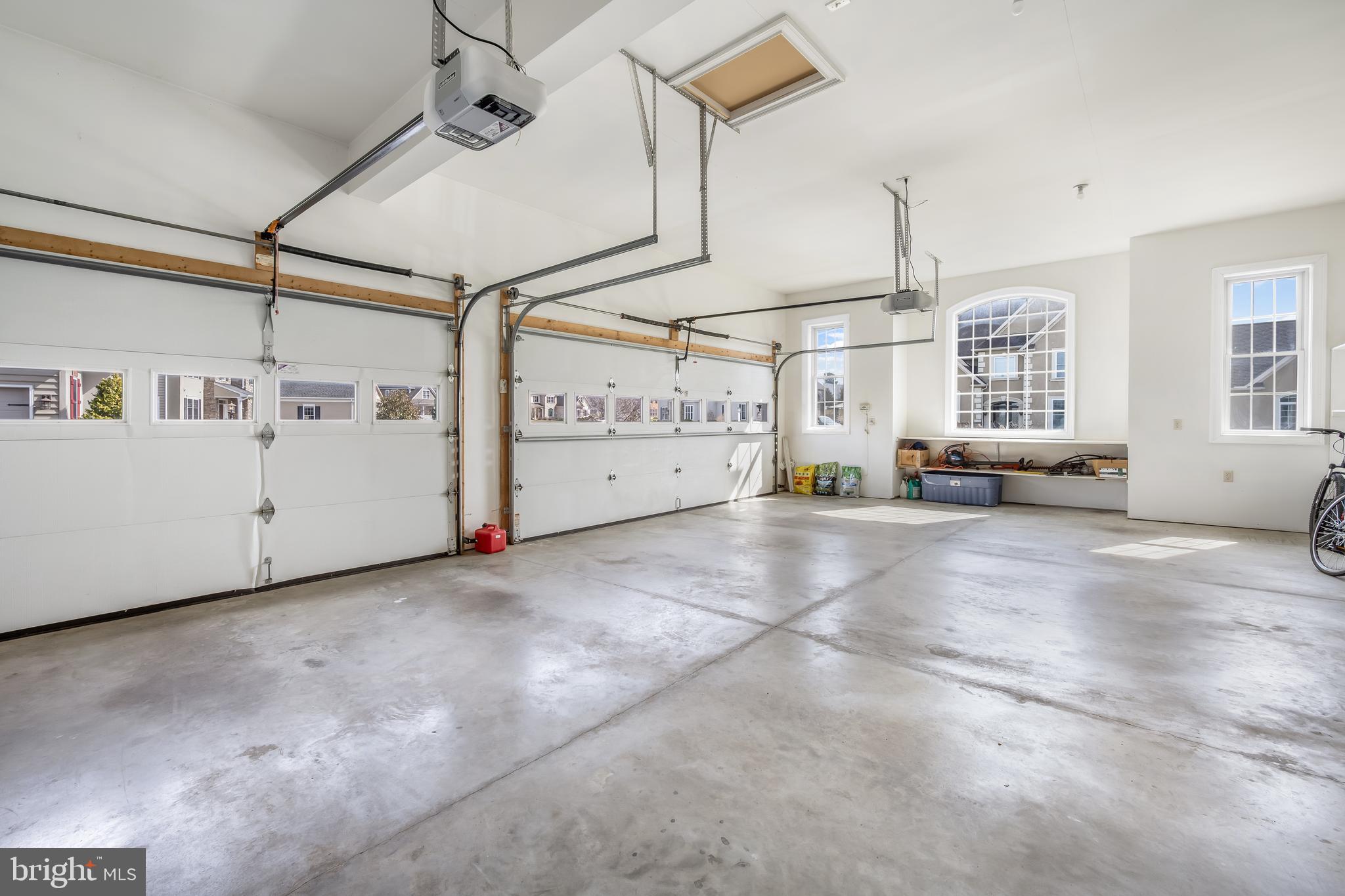 SUNSET RIDGE - Residential