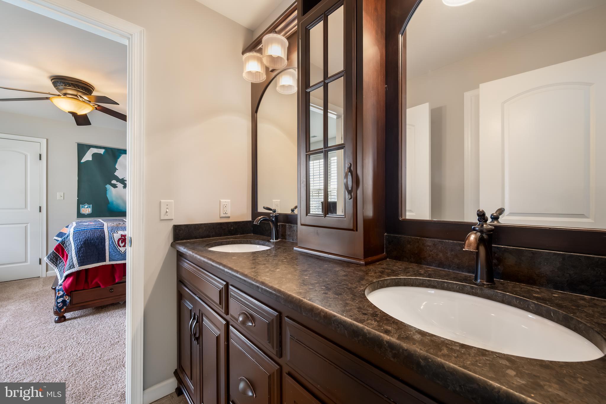 SUNSET RIDGE - Residential