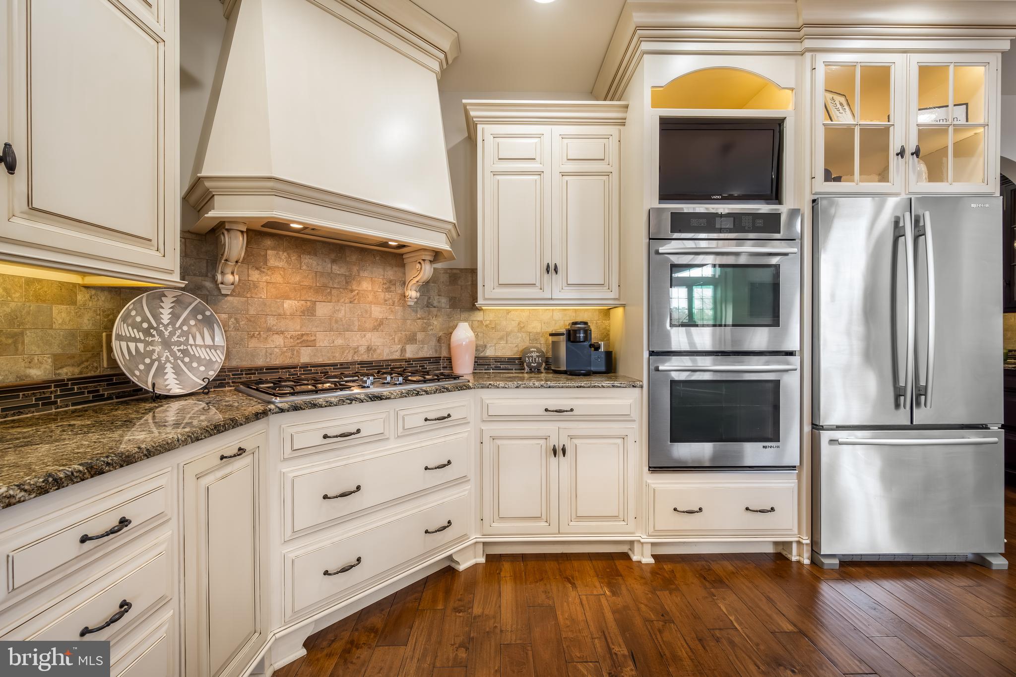 343 ECKER DRIVE