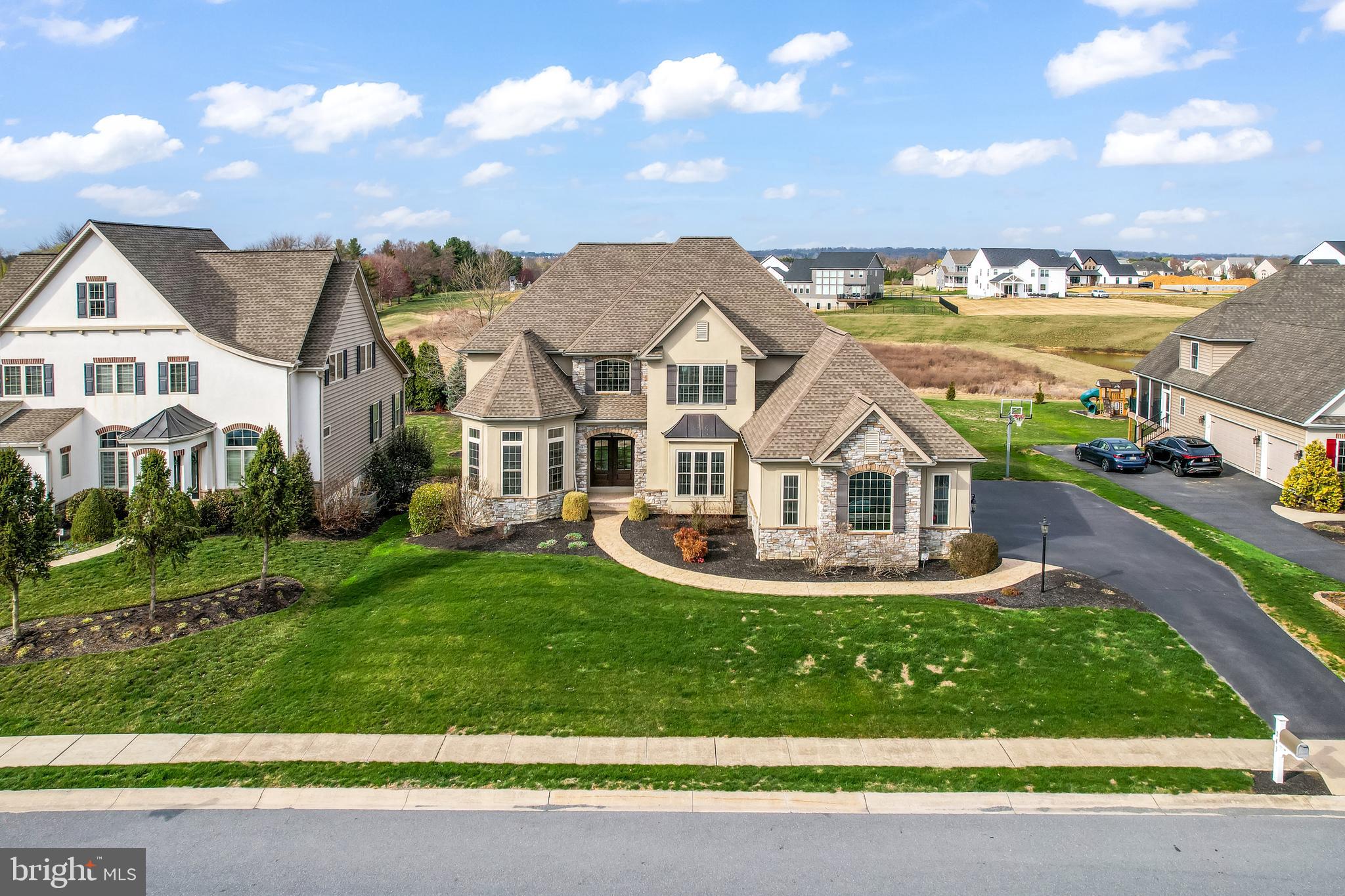 SUNSET RIDGE - Residential