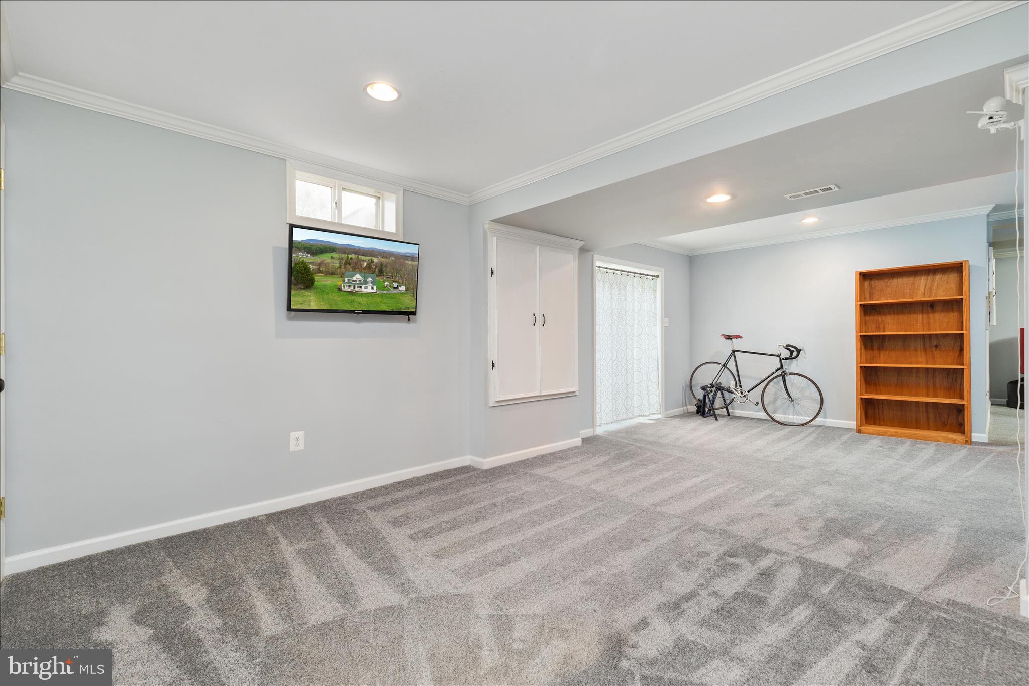 BOLINGTON ROAD - Residential