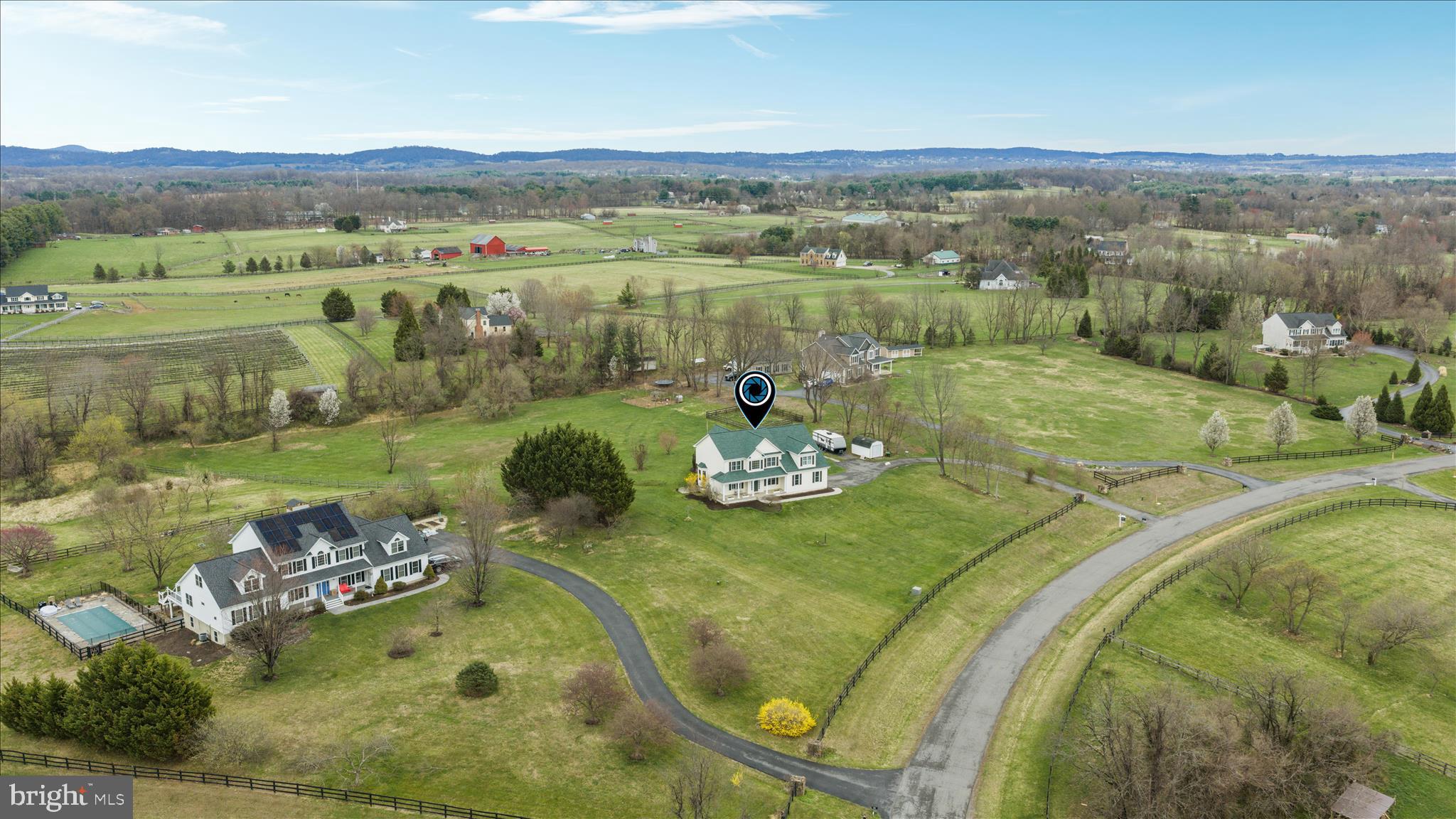 BOLINGTON ROAD - Residential