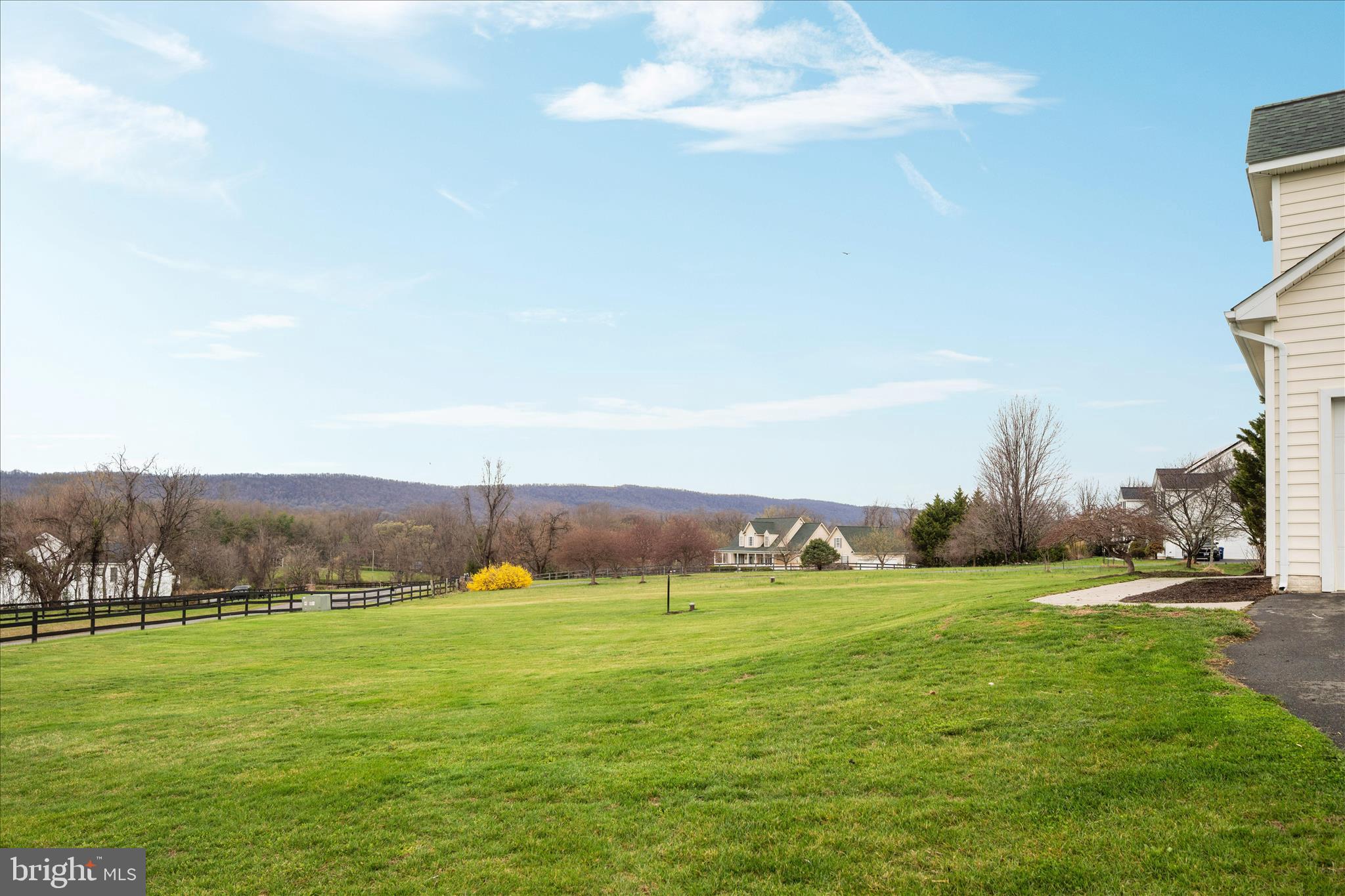 BOLINGTON ROAD - Residential