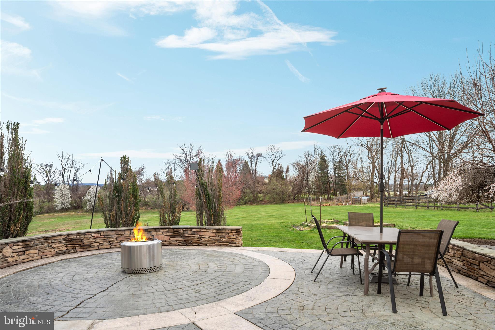 BOLINGTON ROAD - Residential