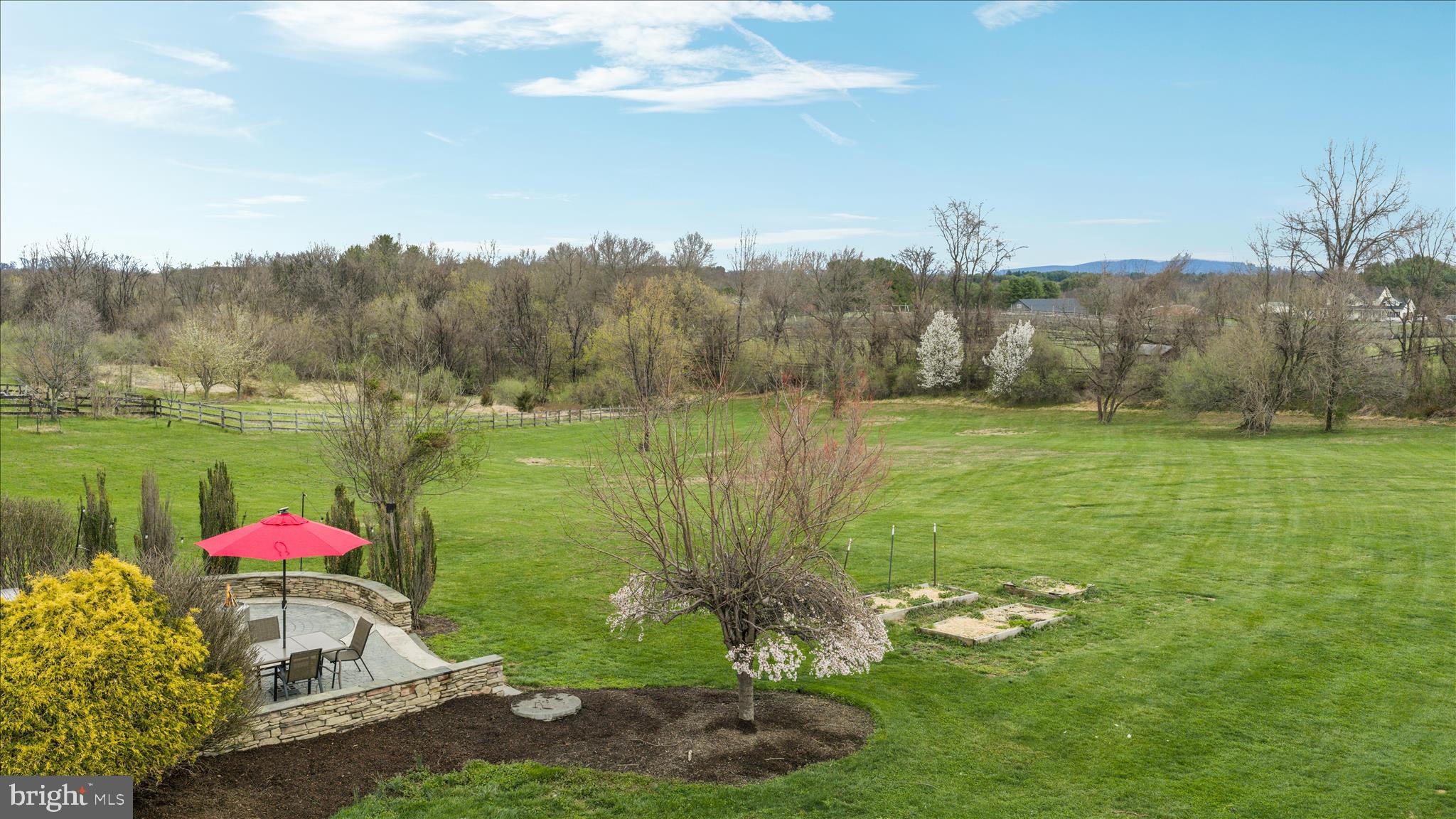 BOLINGTON ROAD - Residential