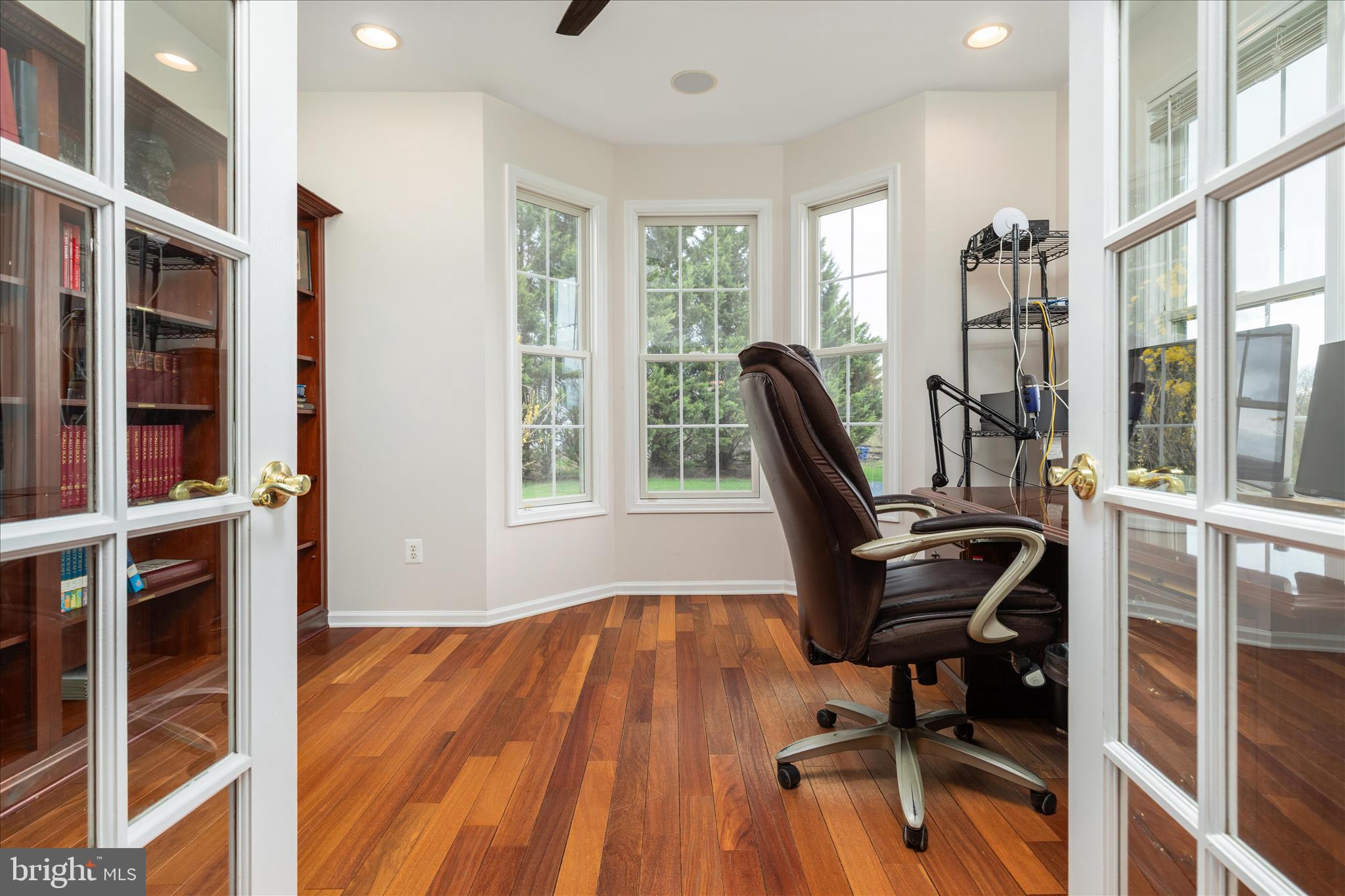 BOLINGTON ROAD - Residential