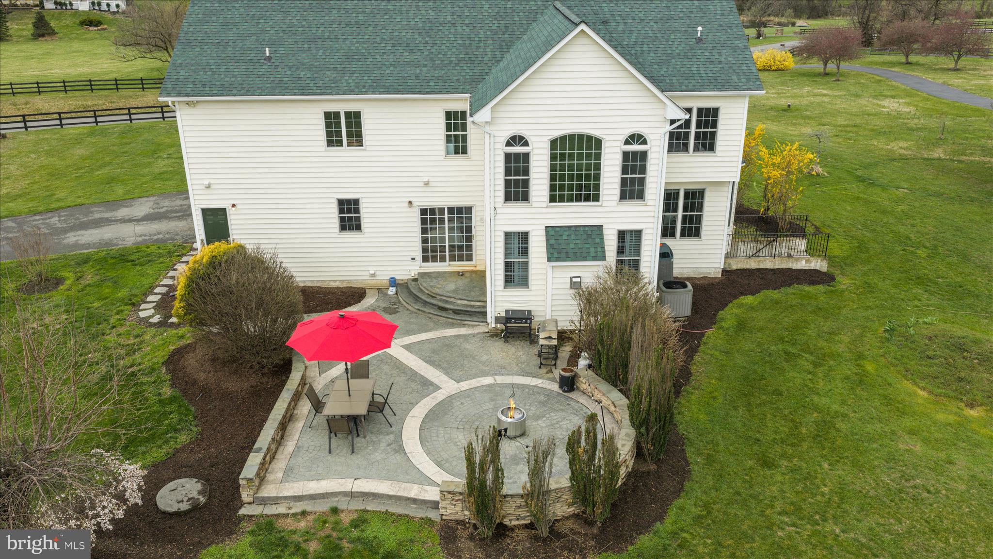 BOLINGTON ROAD - Residential