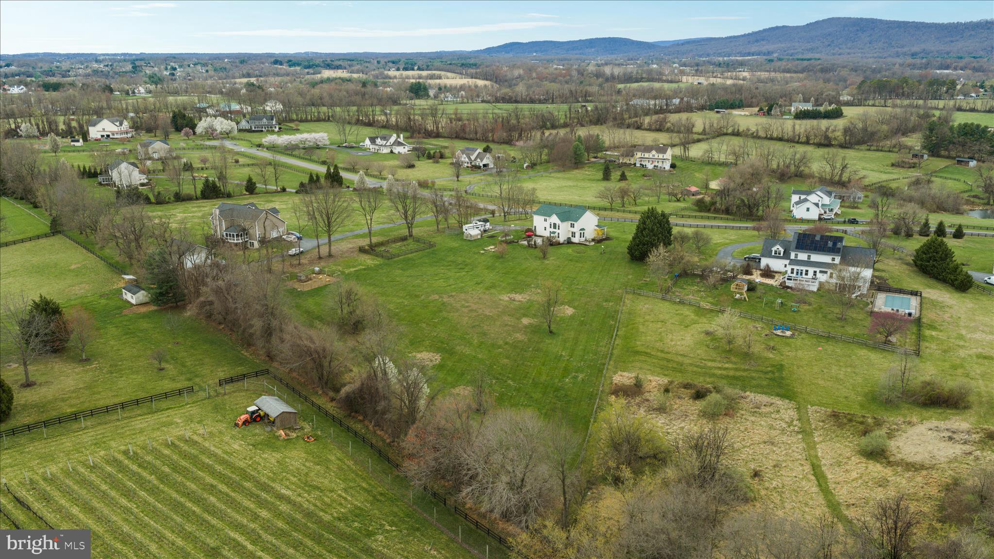 BOLINGTON ROAD - Residential