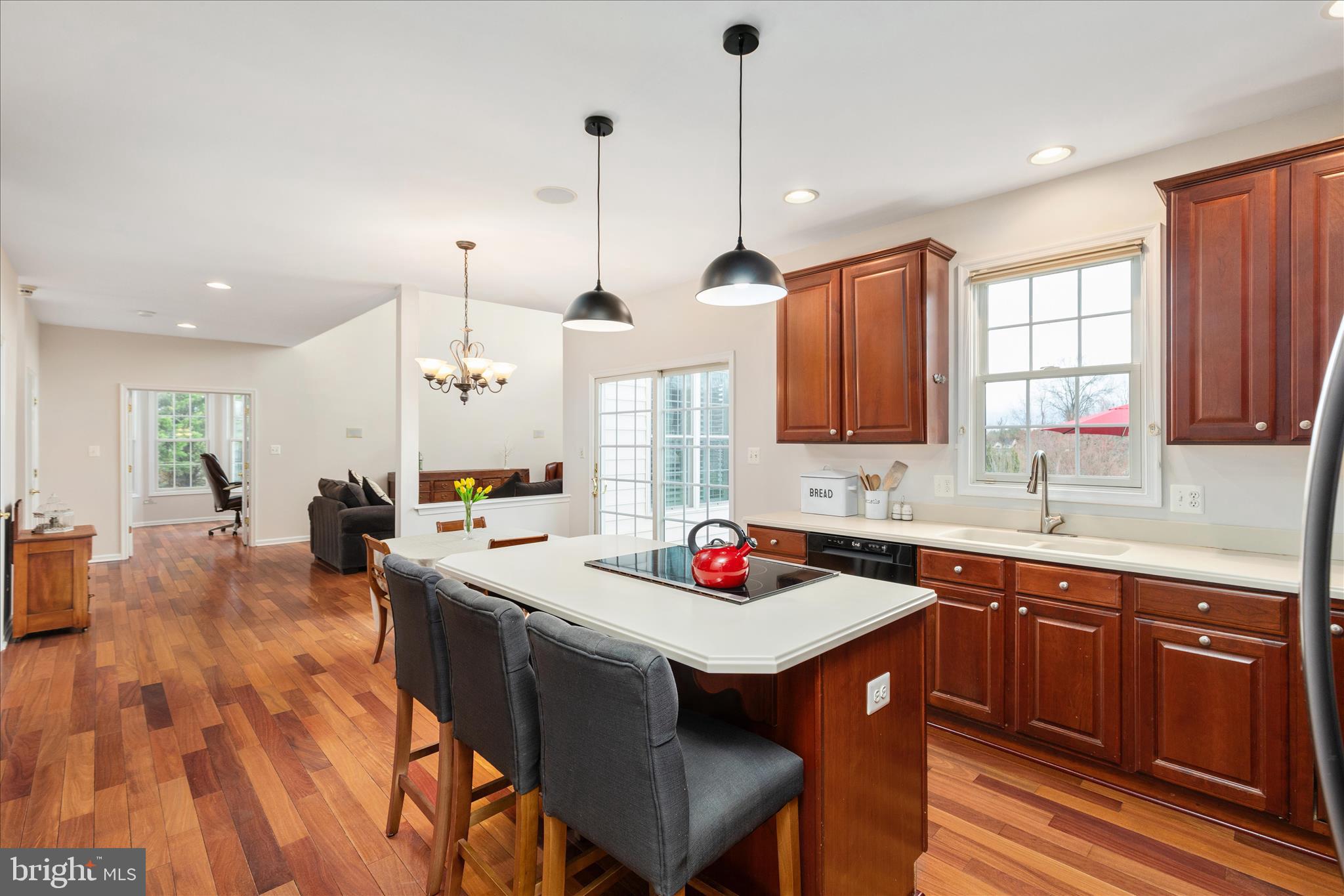 BOLINGTON ROAD - Residential