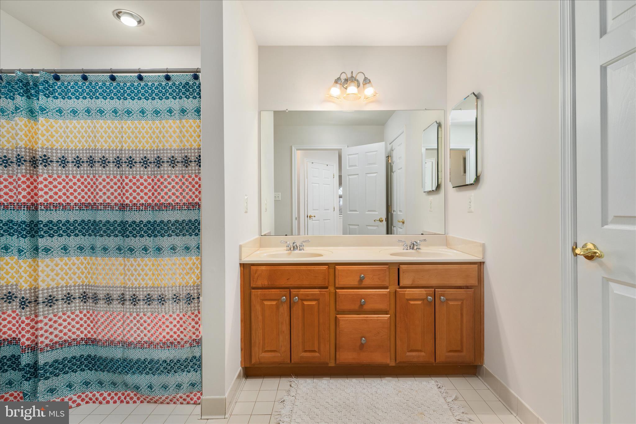 BOLINGTON ROAD - Residential