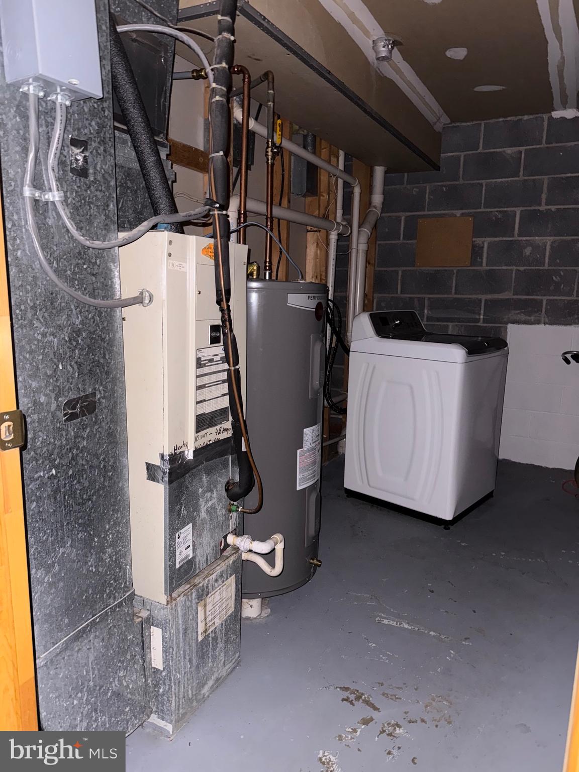 MILLWOOD TOWNE - Residential