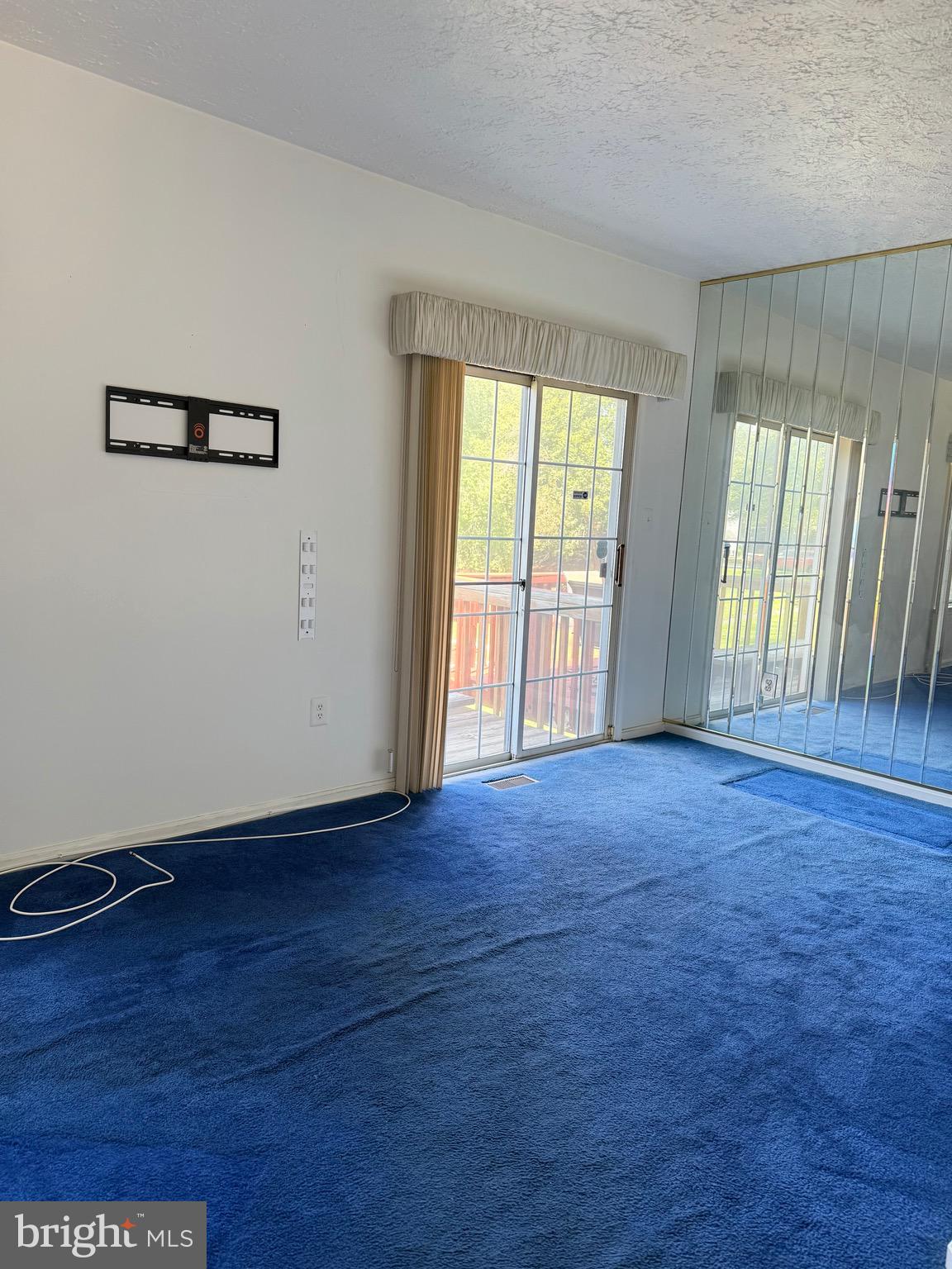 MILLWOOD TOWNE - Residential