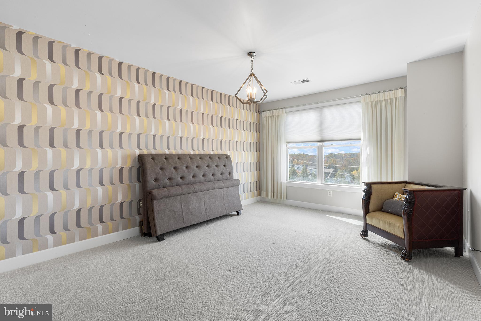 TERRAZZA NEWTOWN SQR - Residential